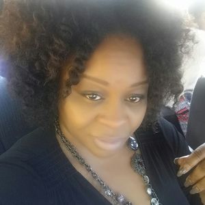 Meet your Posher, Staci